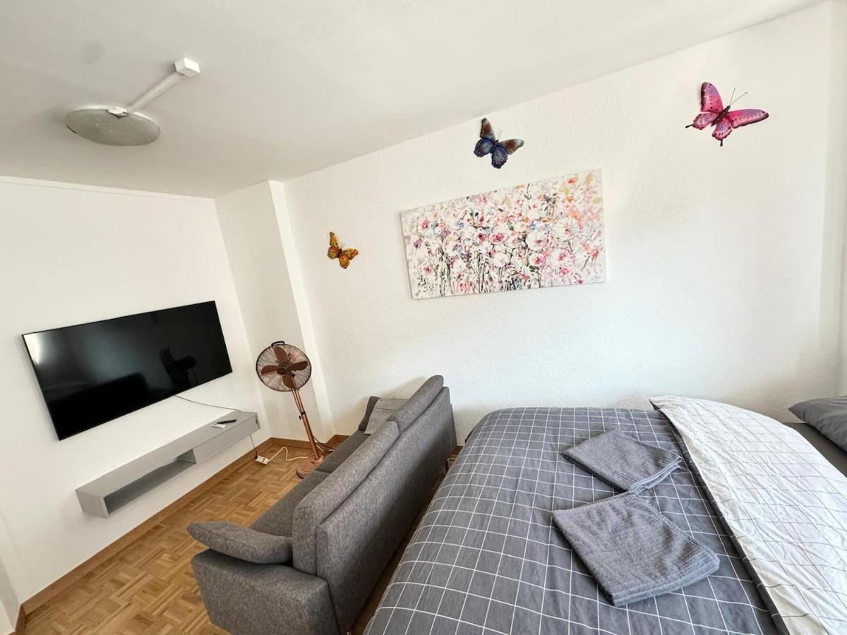 01 Convenient - Station Station Apartamento *