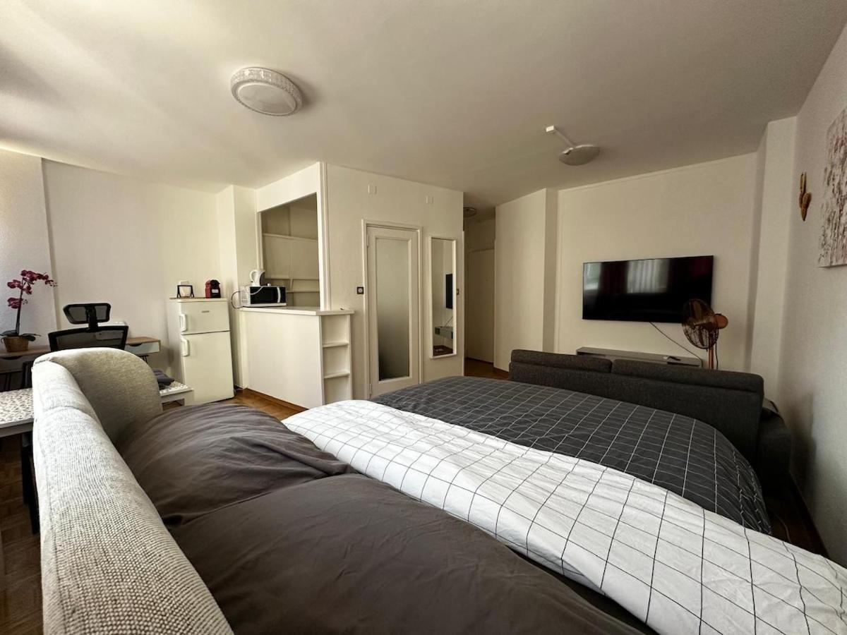 Apartment 01 Convenient - Station Station