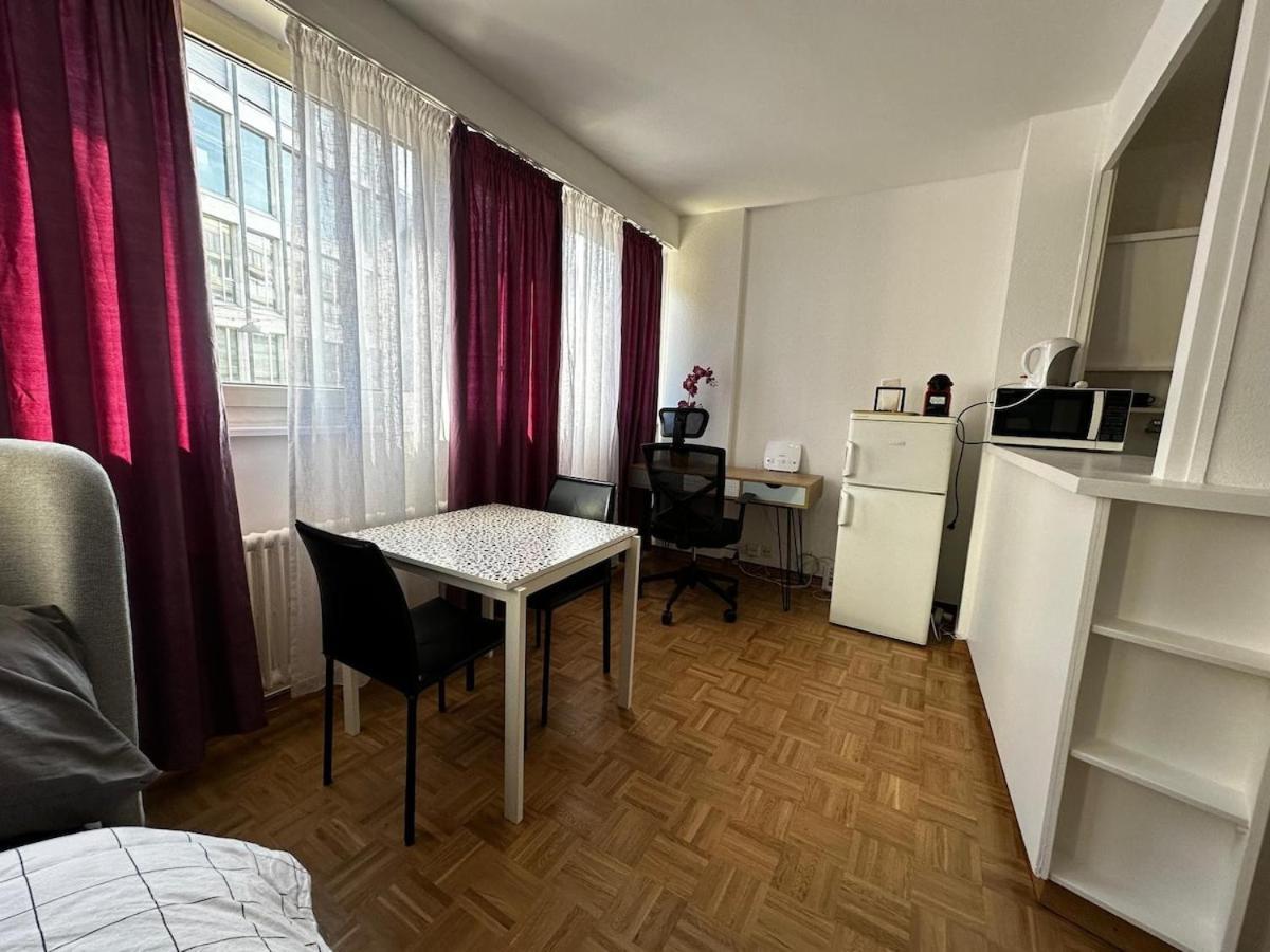 01 Convenient - Station Station Apartment Genf